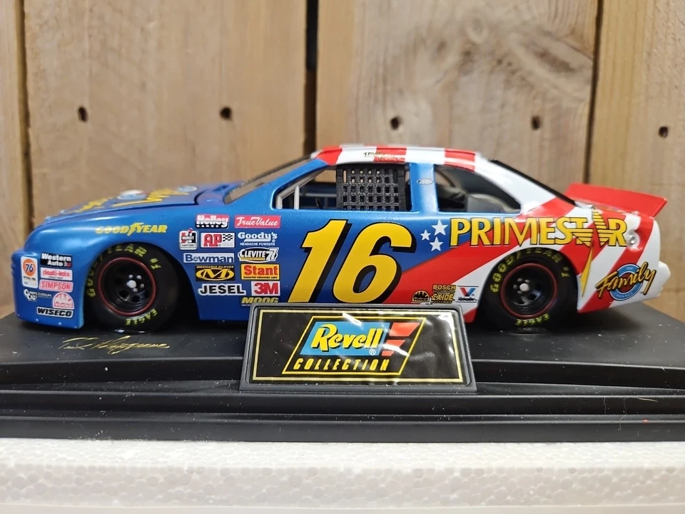 Revell #16 Ted Musgrave 1996 1/24 Diecast Stock Car The Family Channel Foto 4 de 4