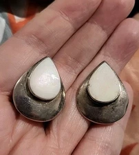 925 Sterling Silver Vintage Boma Real Mother-of-Pearl Teardrop Clip On Earrings