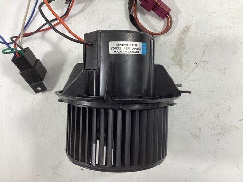 2009-2016 MERCEDES-BENZ E300 - Blower Motor & FAN 2128200708 OEM . - Picture 5 of 9
