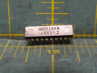 Analog Devices Inc. AD7226KN 8 Bit Digital to Analog Converter 4 20-PDIP