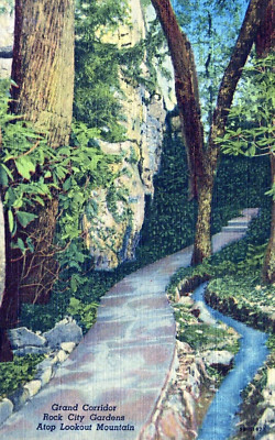 Grand Corridor Rock City Gardens Atop Lookout Mountain Tennessee Postcard