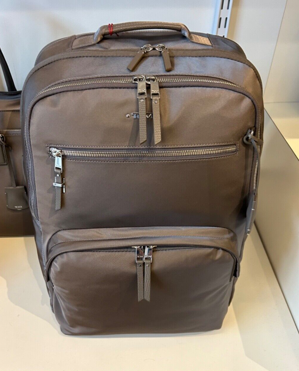 おはし　TUMI VOYAGEUR バッグ　新品未使用 NEW Tumi Voyageur HANA Hybrid 17.25” Carry On Packing