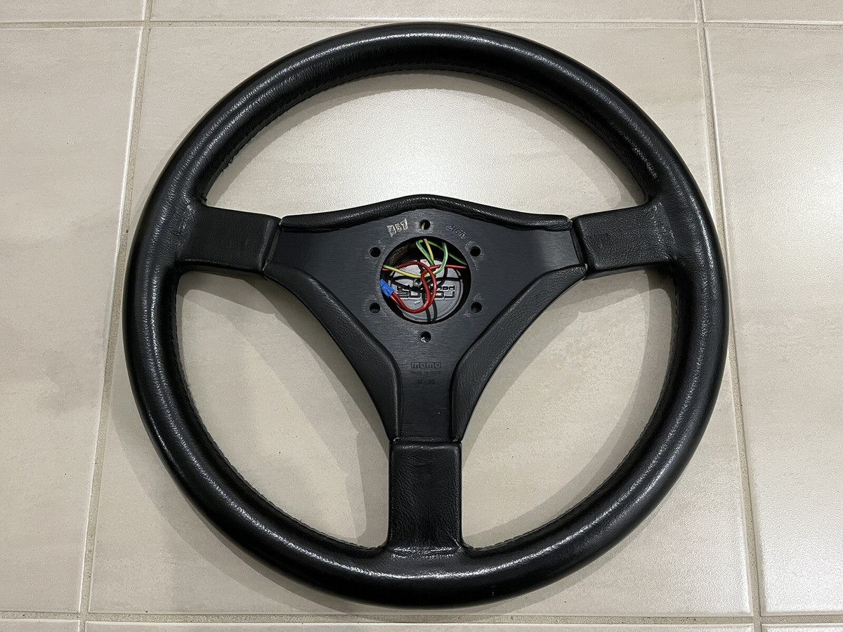 MOMO Lotus Handling Steering Wheel Isuzu Holden Piazza