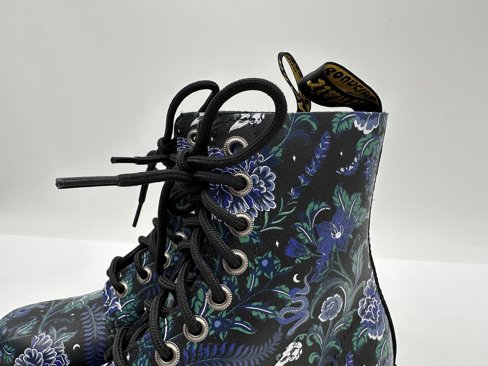 Rare Dr Martens 1460 Pascal Mystic Floral Lace Up Leather Boots Women's US 5 UK3 image 4