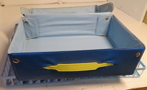 Vintage Matchbox 1978 Lesney Carry Case Holds 24 Cars Collector Storage Trays - Picture 5 of 21