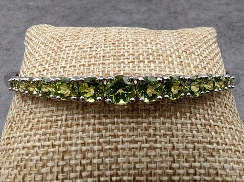Estate KN Sterling Silver 4.86cttw Natural Peridot Hinged Bangle Bracelet 8.25" - Picture 5 of 16