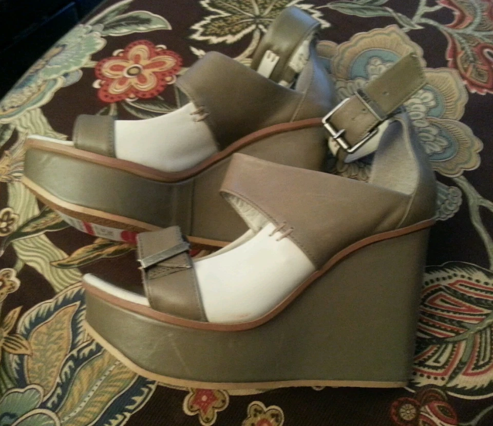 Sandalias de plataforma de cuña de cuero verde y blanco roto Zoey diésel nuevas sin caja talla 7,5/38 Foto 2 de 4