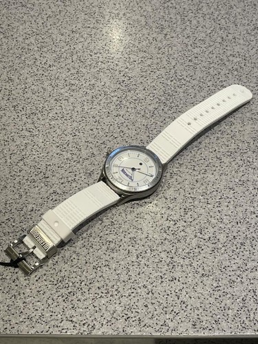 Vilebrequin Unisex Stripped 43mm Watch Scuba In White - Picture 3 of 10