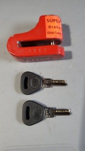 Bully Lock Locks Disc Lock Red Used