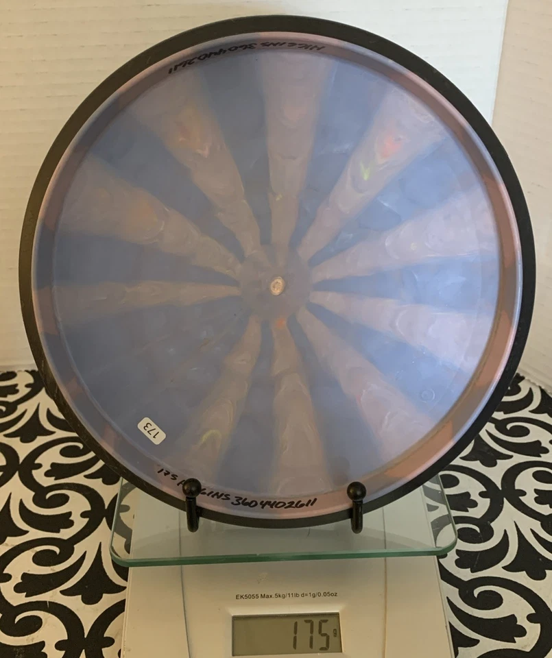 MVP Discs Cosmic Electron Atom Putt & Approach Blue And Pink Swirls 174g - Image 4 of 4