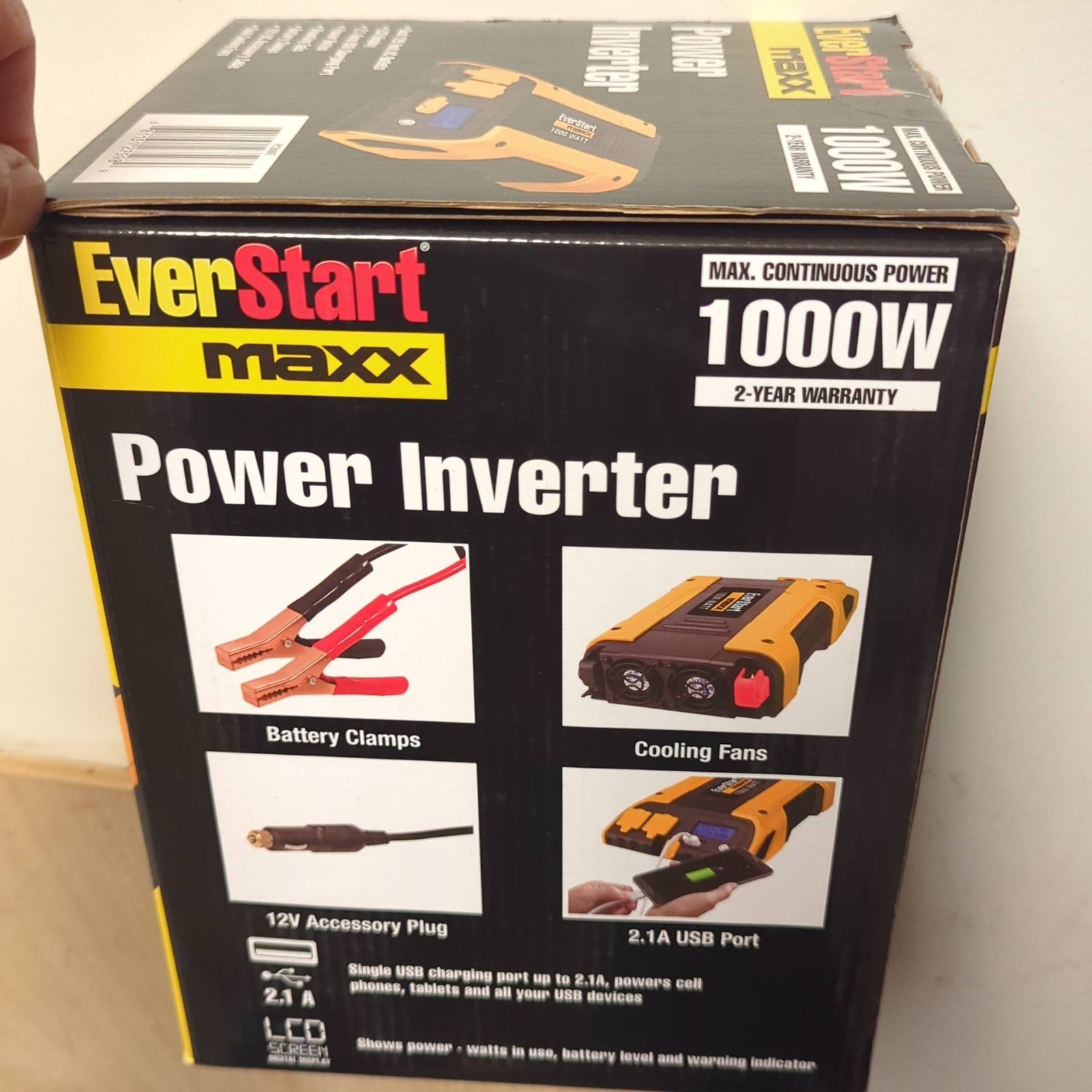 EverStart Maxx 1000 Watt Automotive Power Inverter 120v Outlet USB 12v