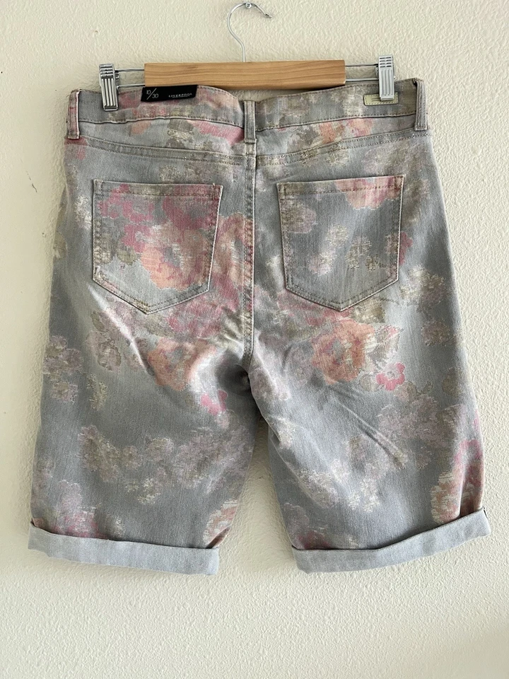 Liverpool Vintage Floral Denim Shorts Cuffed Size 10/30 Boho Modern Stretch - Image 2 of 4