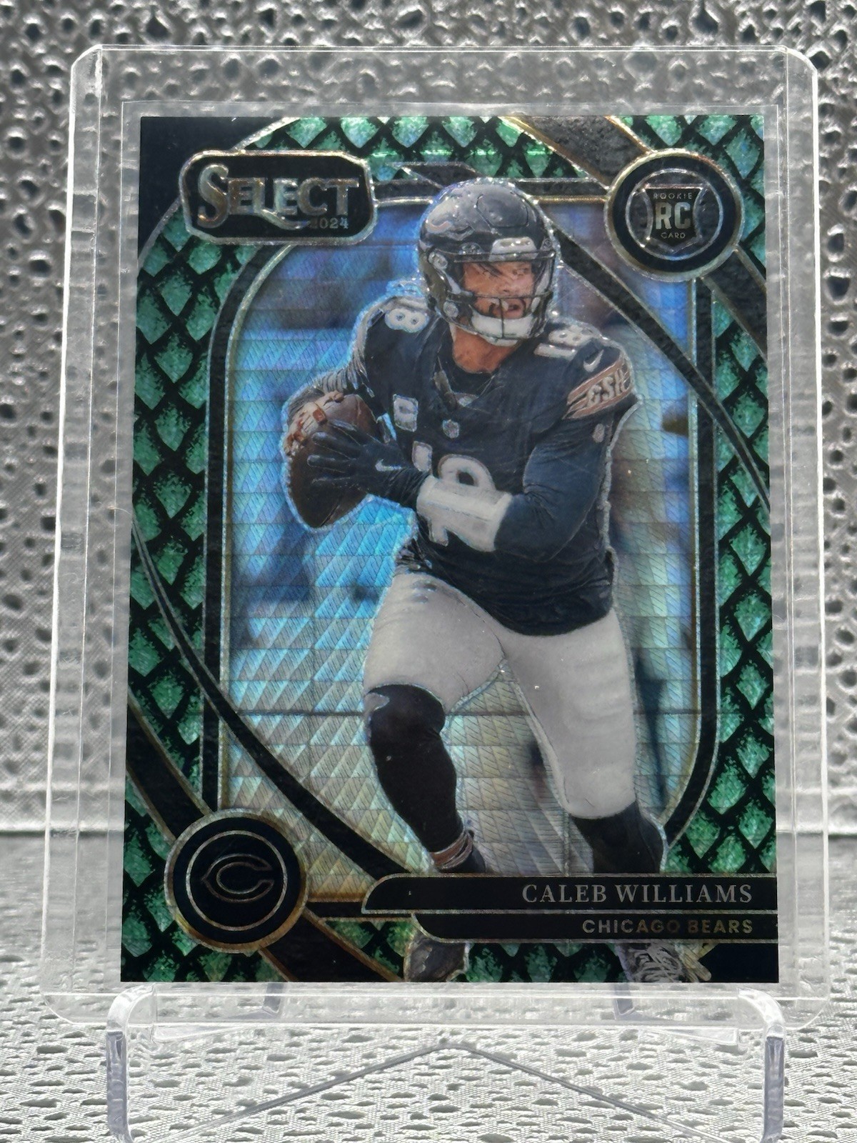 2024 Panini Select - Club Level Caleb Williams #216 Dragon Scale Prizm /81 (RC)