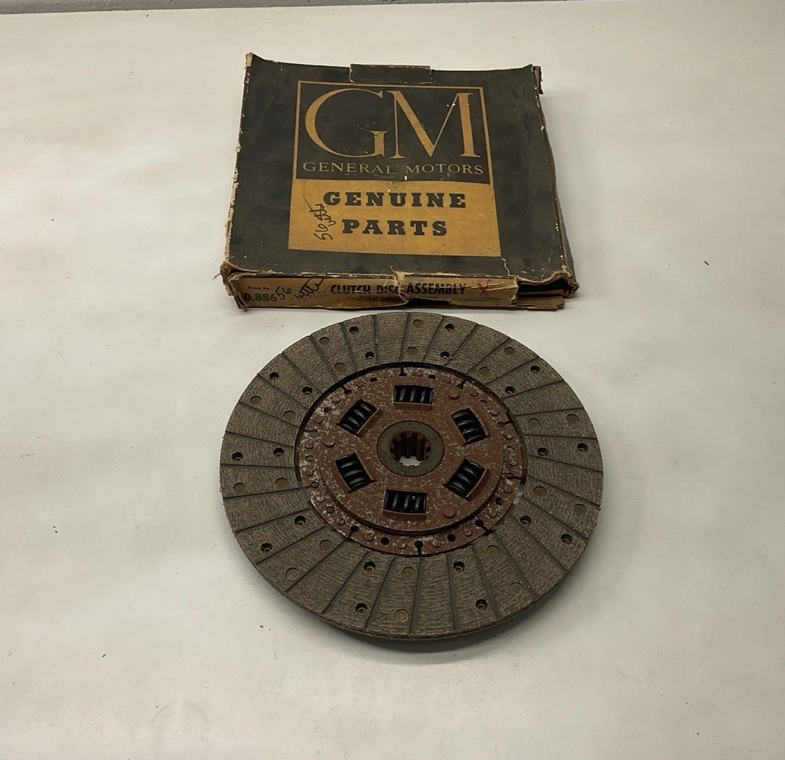 NOS GM 1956-64 Chevrolet Corvette Camaro 10.5" Clutch Disc 3927128 ￼￼h5