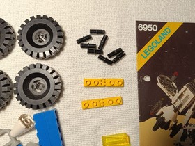 Lego 6950 Mobile Rocket Transport CLASSIC SPACE Space Astronauts