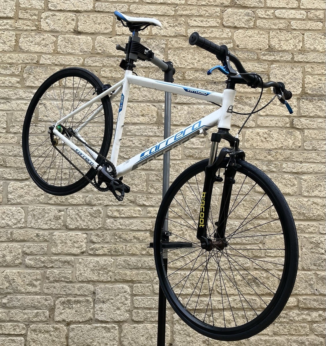 Virtuoso Carrera 6061 T6 Halfords Carrera Virtuoso Hybrid Bike