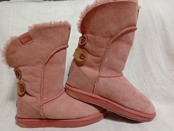Women EMU Uggs Beige Suede 37