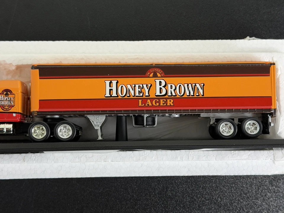 Matchbox JW Dundee Honey Brown Lager Mack Truck 1:100 Scale - New In Box CCY05-M - Image 4 of 4