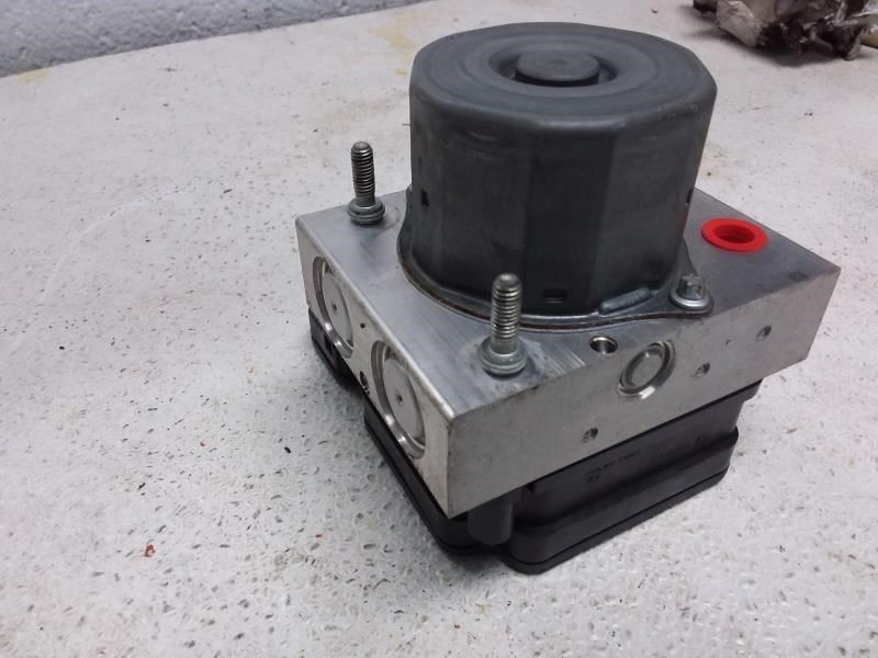 Maserati Quattroporte 2014 Abs control module P/N 670008166