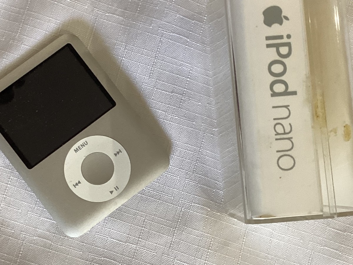 Apple iPod Nano 4GB Silver. 2007/ | eBay