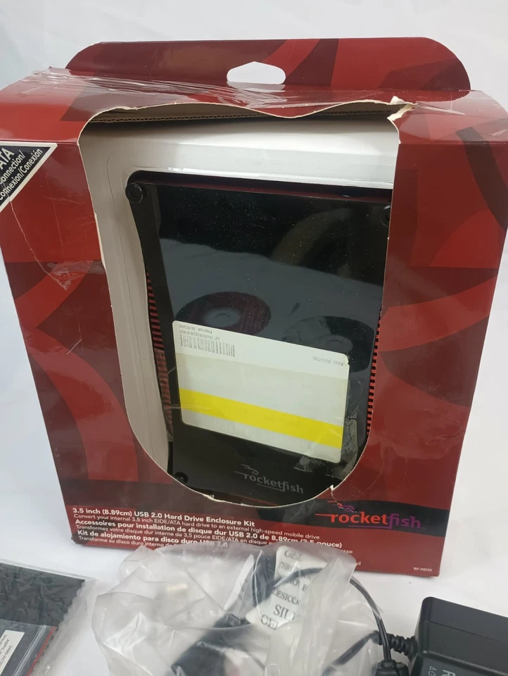 Rocketfish Model RF-HD35 USB 2.0 3.5" (8.89cm) Hard Drive Enclosure kit - Image 4 of 4