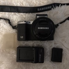Samsung NX NX500 28.2MP Digital Camera USED ONCE