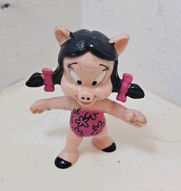 Vintage 1991 Petunia Pig Looney Tunes 2.5