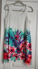 Old Navy Women's Size Medium Dress Sleeveless Floral Hawaiian Print E U C