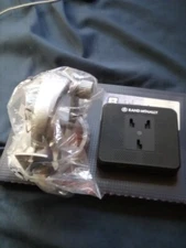 Rand McNally TND 85 / TND 750 magnetic mount and windshield suction cup