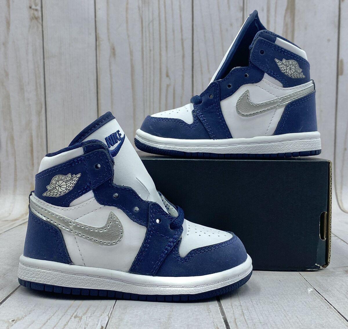 Nike Air Jordan Retro 1 High Co.JP TD Midnight Navy Size 5c Nike Air Jordan Retro 1 High Co.JP TD Midnight Navy Size 5c