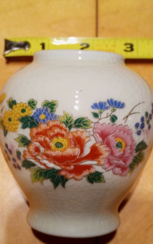 Vintage Japanese Porcelain Floral Vase Crackle Glaze Japan Marked