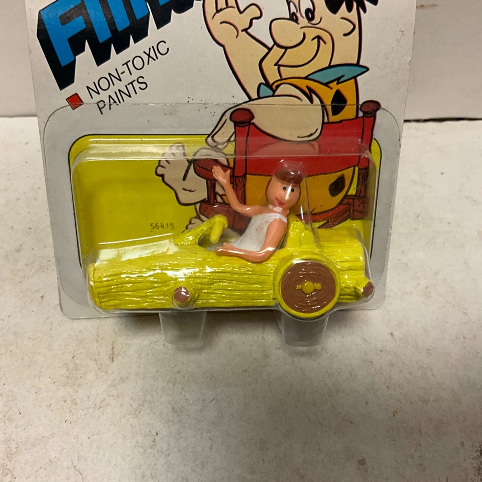 VINTAGE 1982 CORGI JUNIOR FRED’S FLYER #128 THE FLINTSTONES FACTORY SEALED - Image 2 of 4