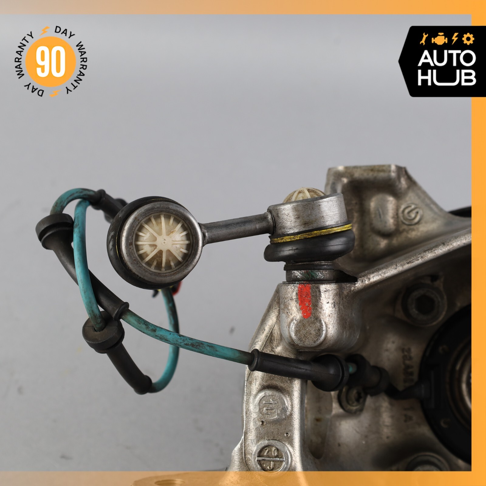 11-19 Maserati Quattroporte S M139 Rear Right Side Spindle Knuckle Hub OEM 74k