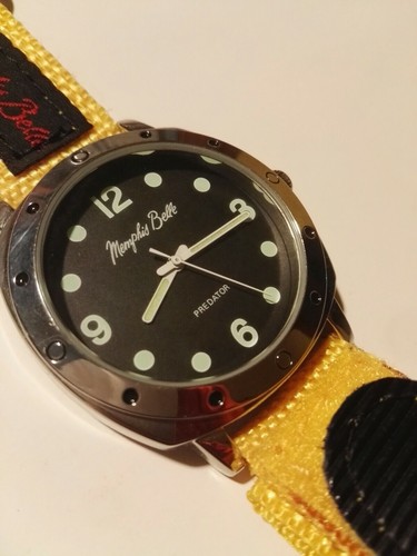 Orologio Da Polso Al Quarzo Memphis Belle Predator (pila da sostituire) |  eBay