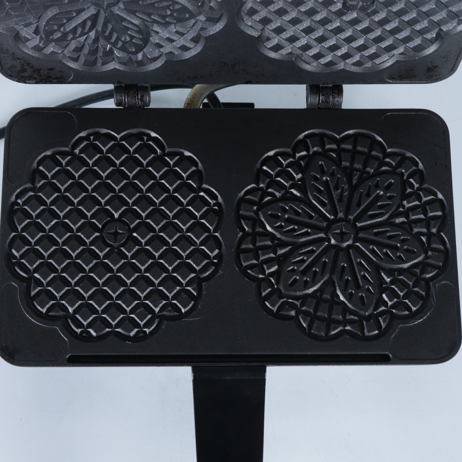 VillaWare Prima Pizzelle Baker Maker Prima 5000NS Stainless Steel Tested & Works