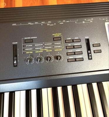 KORG TRITON Extreme 88-Key Music Workstation Synthesizer Keyboard