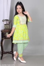 Stylish Printed Kurti  Pant Set for Girls  Comfortable Daily  Party Wear Suit