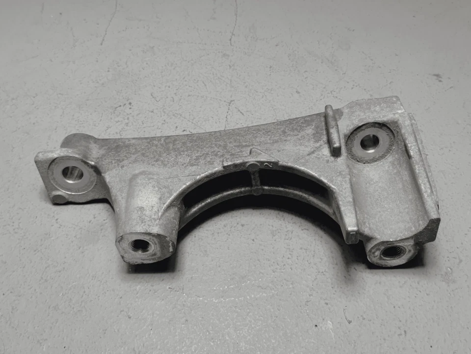 SOPORTE ESPACIADOR MONTAJE PASAJERO MOTOR TOYOTA HIGHLANDER 2.5L 2020-2025 FABRICANTE DE EQUIPOS ORIGINALES Foto 4 de 4