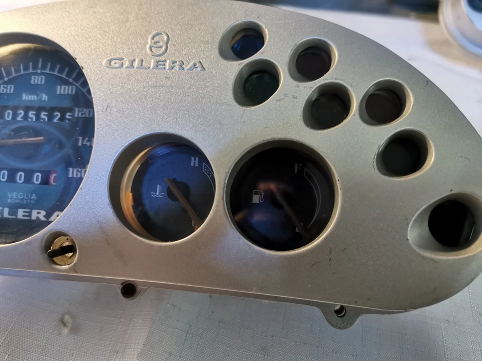 Strumentazione Tachimetro Contachilometri Gilera Runner 50 125 180 2t SP 98 2002 - Immagine 3 di 4