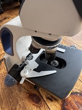Swift SW380T Siedentopf Head Lab Microscope 40X-2500X Magnification