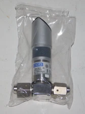 New Wika WUD-25 Ultra High Purity Transducer Flow Through with Display 52922629