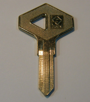 KEY S BLANK FOR AM CHRYSLER DODGE EAGLE RENAULT PROFILE: A/Z 2700-4816