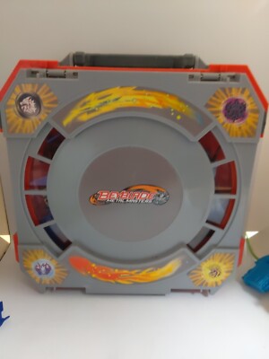 Beyblade Metal Fusion Battle Arena Stadium Folding Travel Case