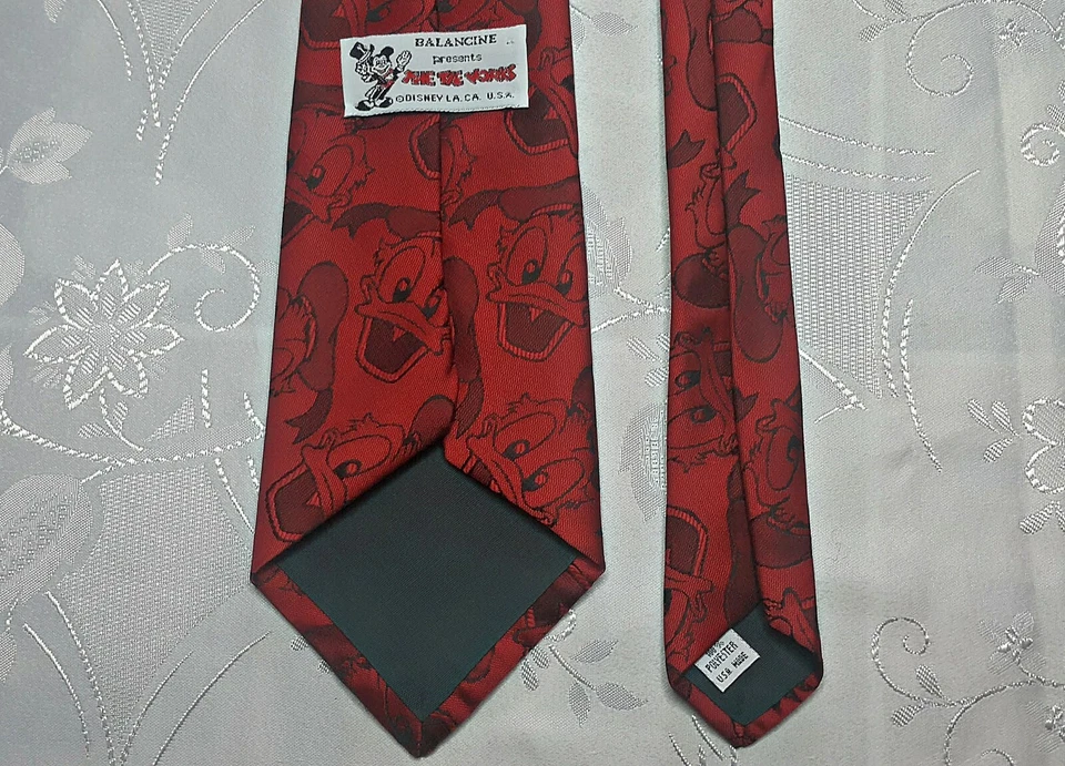 Corbata de cuello roja Balencine Disney Pato Donald vintage auténtica para hombre Foto 3 de 4