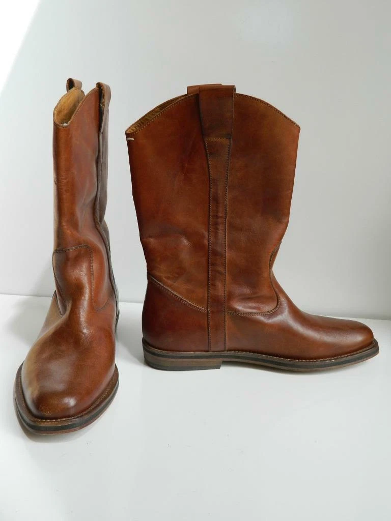 Maison margiela distressed boots hotsell