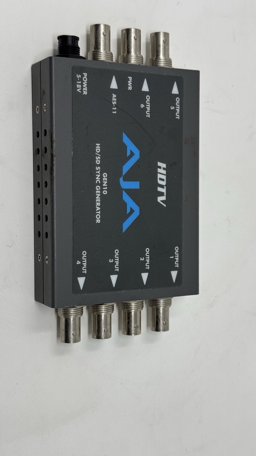 AJA GEN10 HD/SD Sync Generator