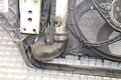 BMW X3 E83 2.0 d Ensemble Radiateur 64006735 3423556 2.00 Diesel 14136220 - Picture 11 of 19