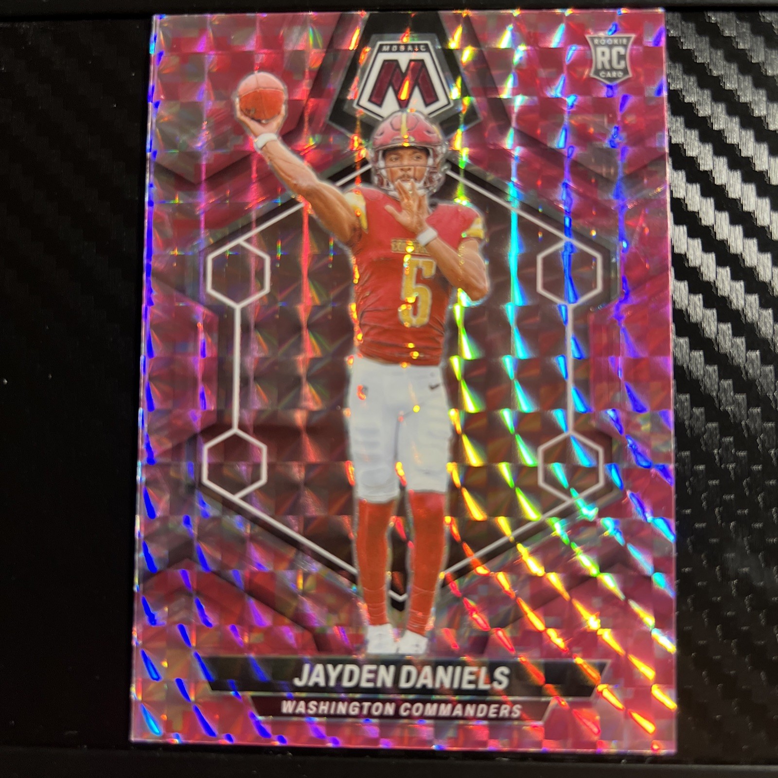 2024 Panini Mosaic - Rookies Jayden Daniels #302 Camo Pink Mosaic Prizm (RC)