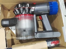 UsedGood - Dyson V7 Fluffy Hardwood Cordless Stick Vacuum, Iron/Blue