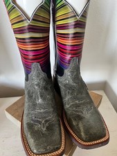 Cinch Edge boots size 9.5 Colorful Serape striped rainbow leather